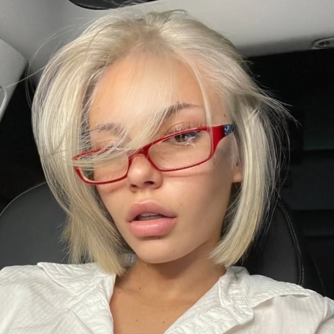 Shop SMARTIE Y2K Bayonetta Glasses | Giant Vintage Eyewear