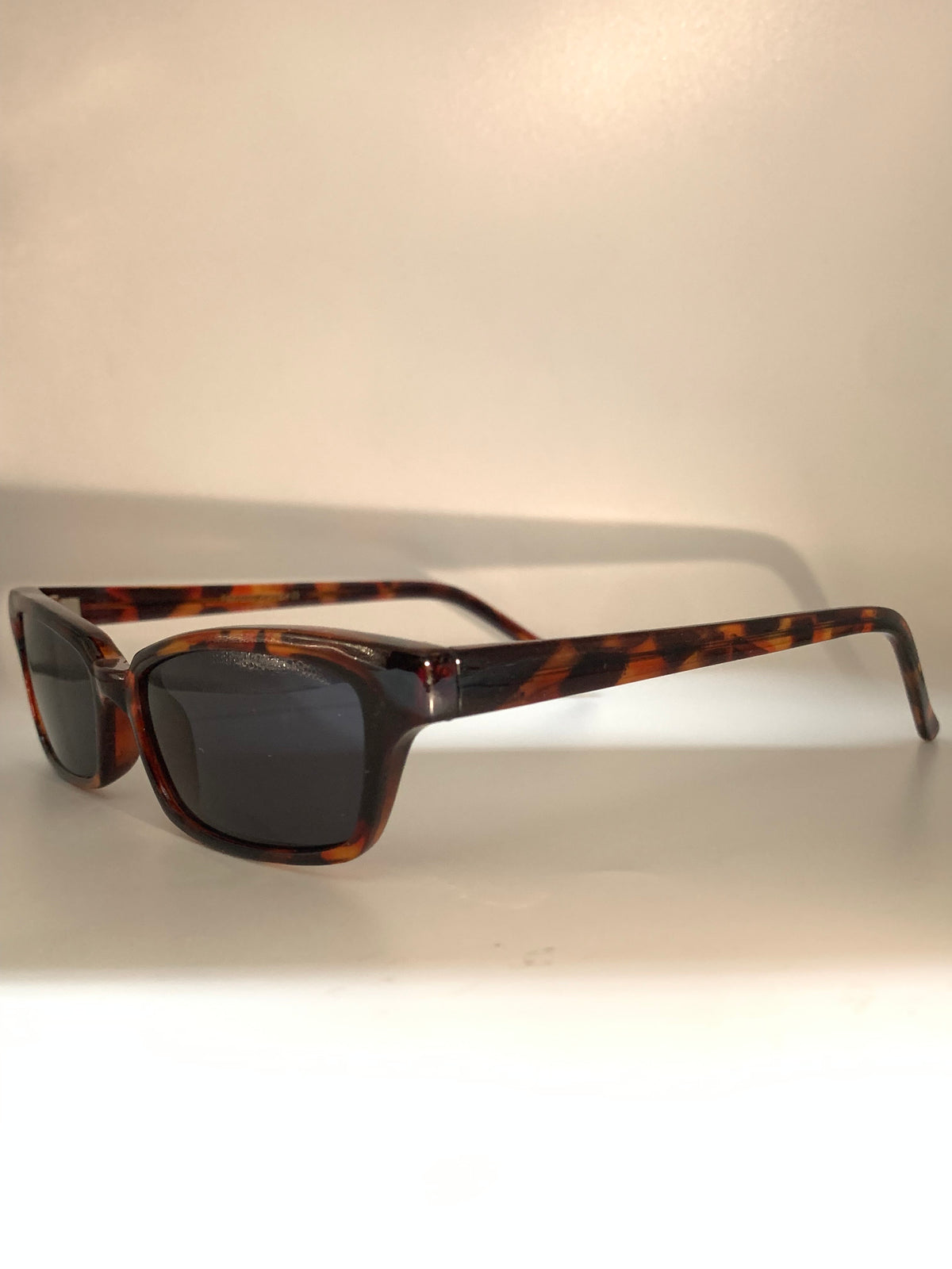 SALEM-Giant Vintage Eyewear