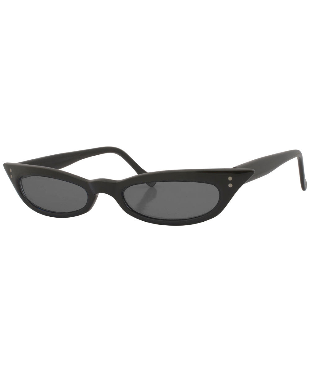 cat-eye sunglasses
