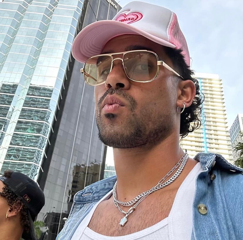 Trendy man wearing FILLMORE retro aviator tinted glasses by GIANT VINTAGE