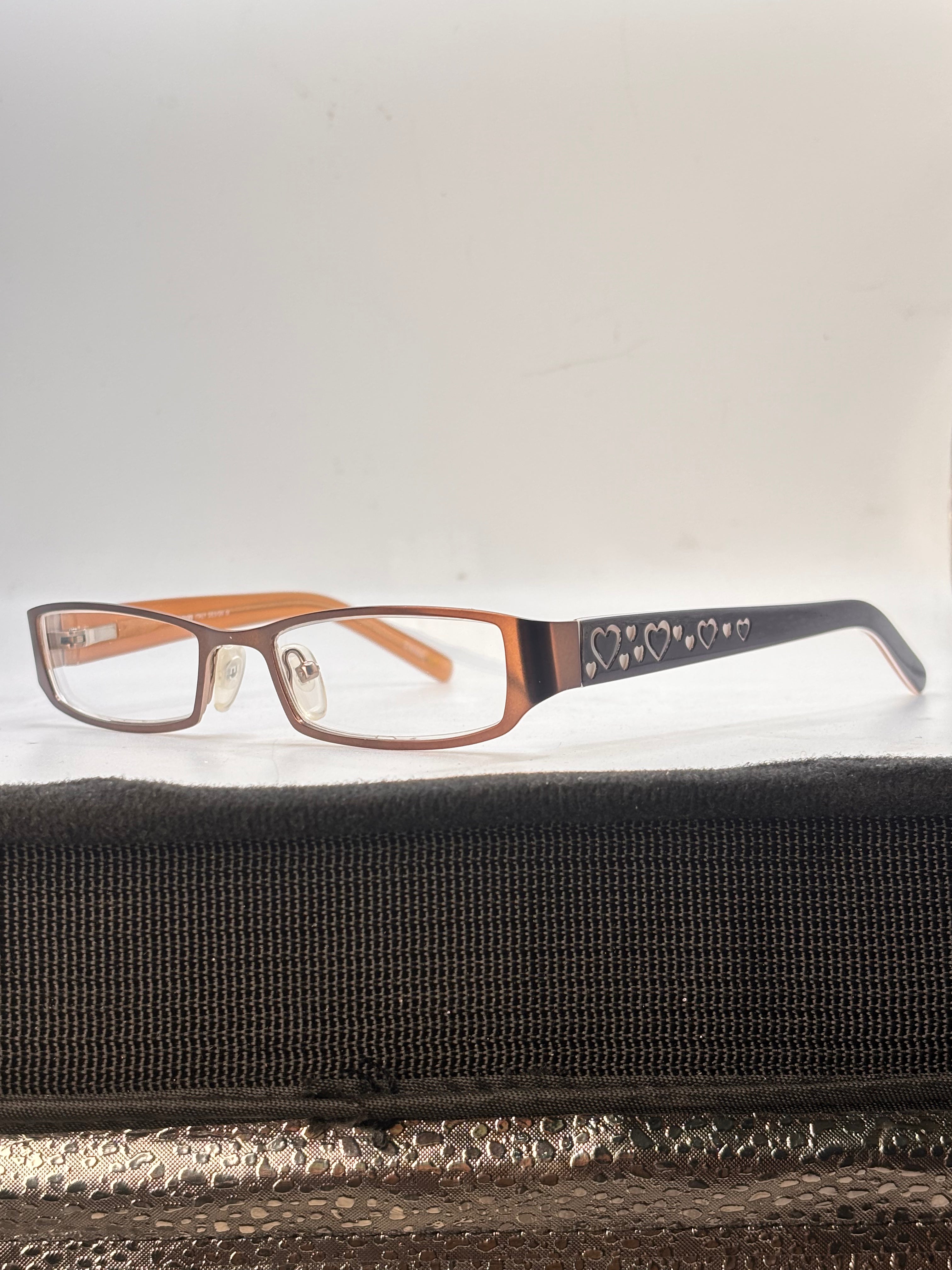 V DAY-Giant Vintage Eyewear