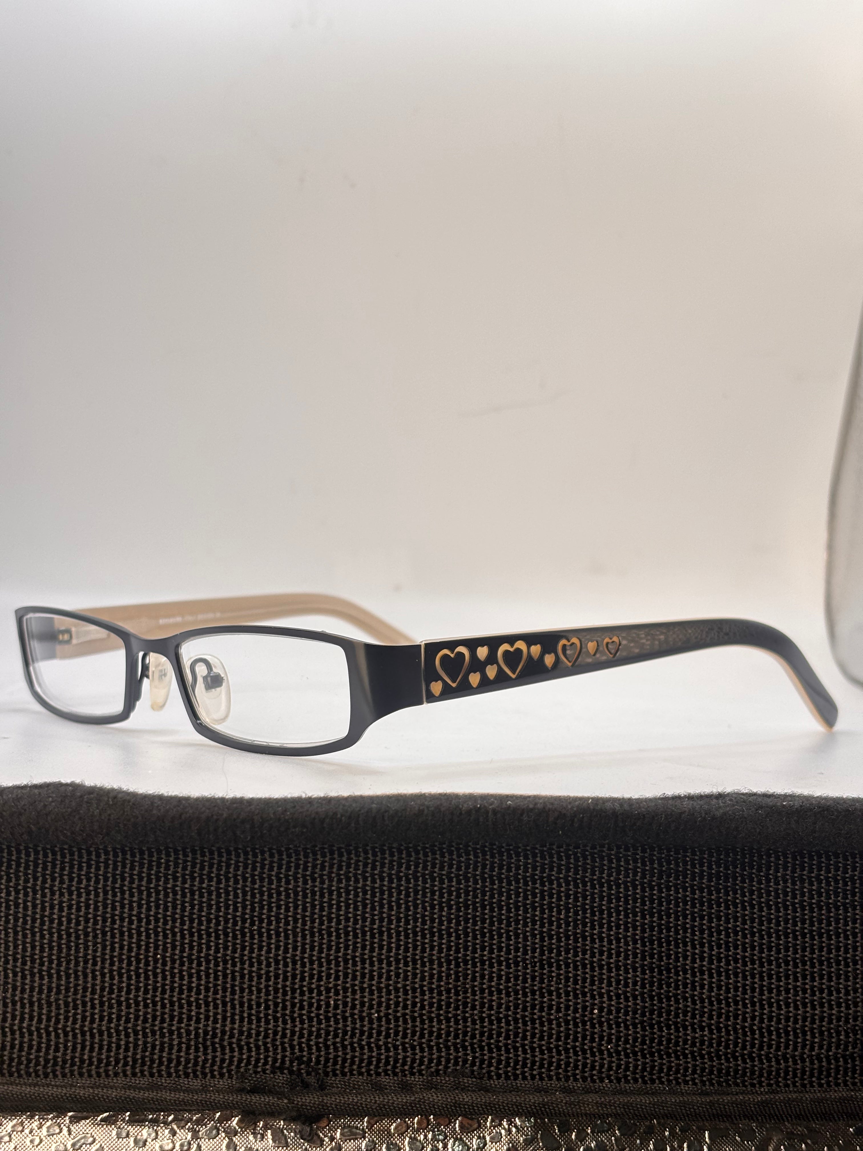 V DAY-Giant Vintage Eyewear