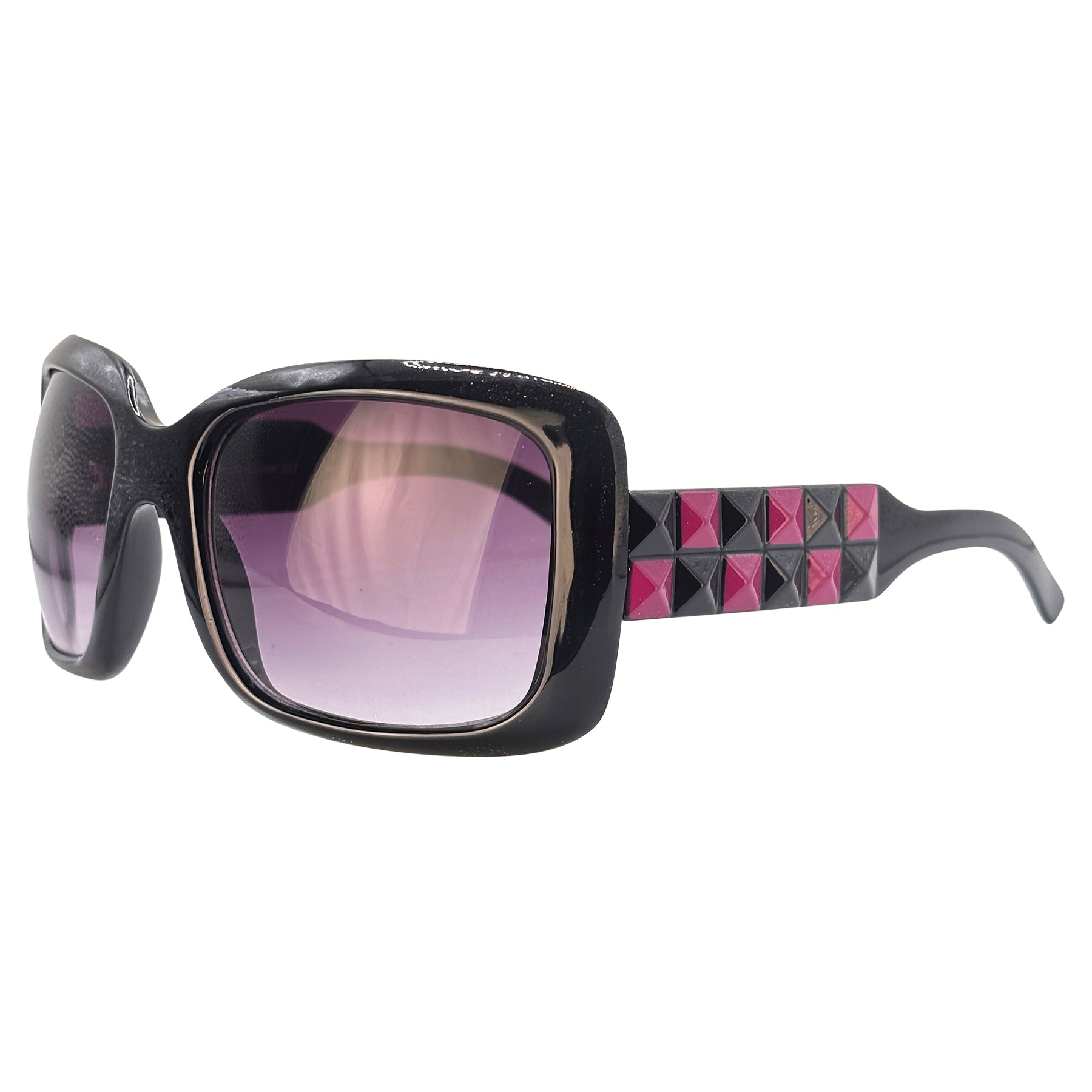 Classic oversized silhouette with edgy contemporary detailing sunglasses 