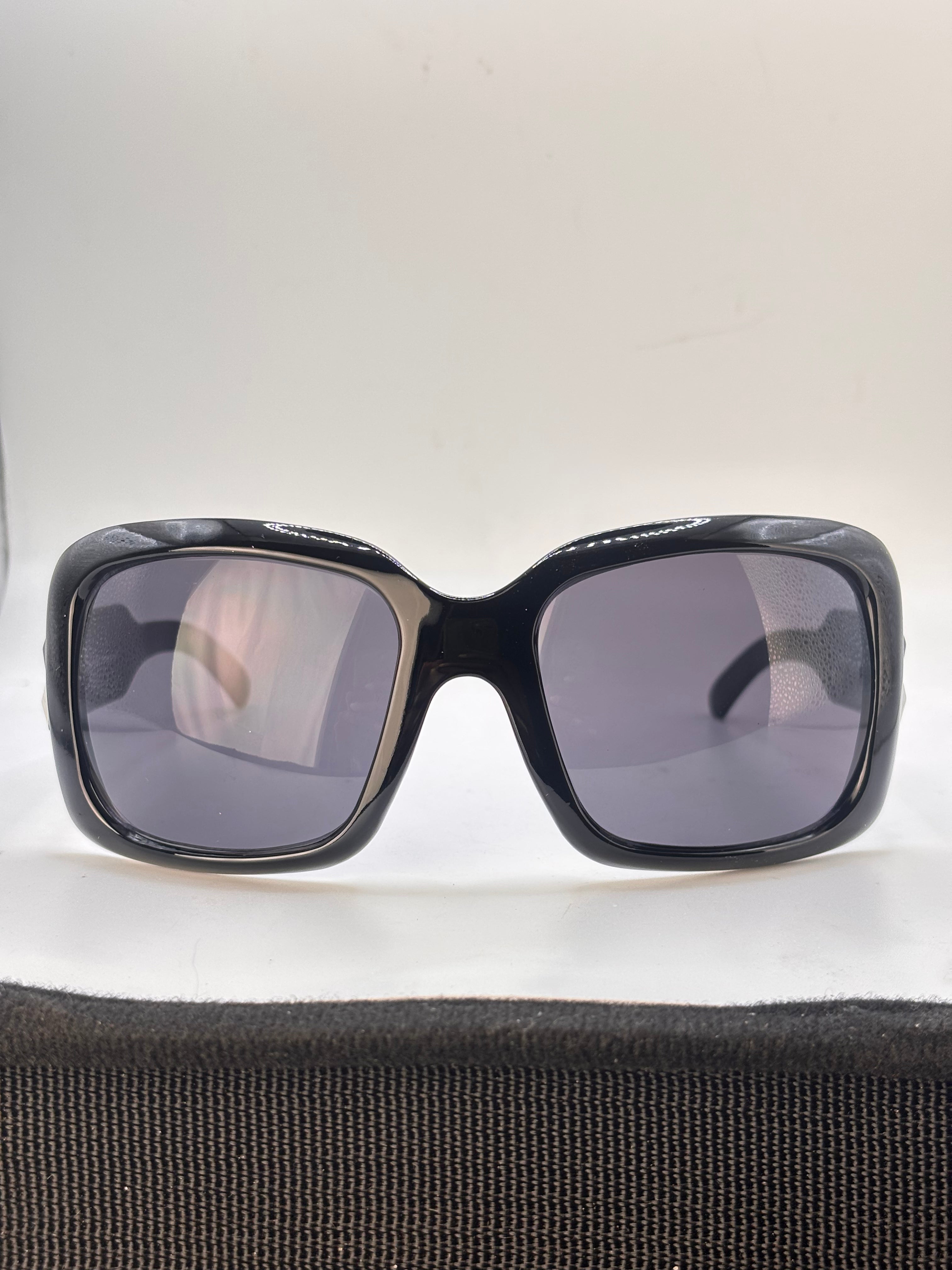 CHECKMATE-Giant Vintage Eyewear