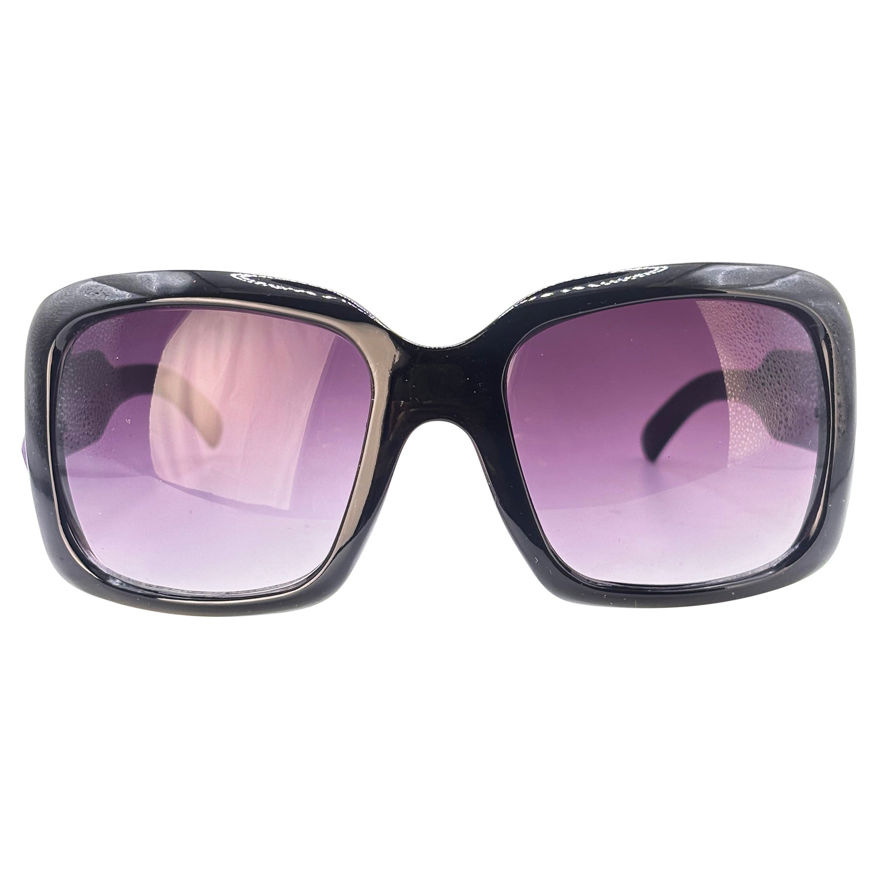 Classic oversized silhouette with edgy contemporary detailing sunglasses 