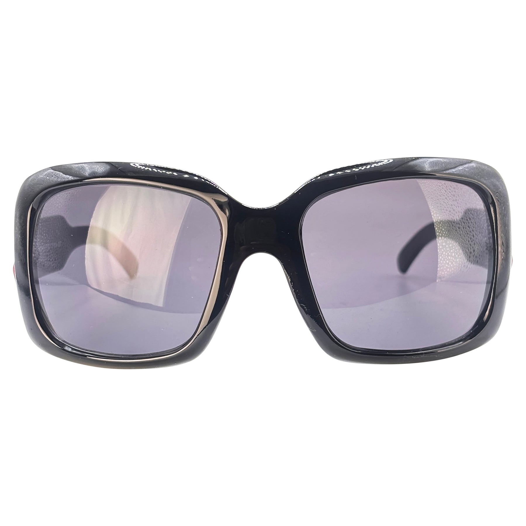 Classic oversized silhouette with edgy contemporary detailing checkered sunglasses 