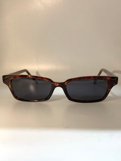 SALEMToast-Giant Vintage Eyewear