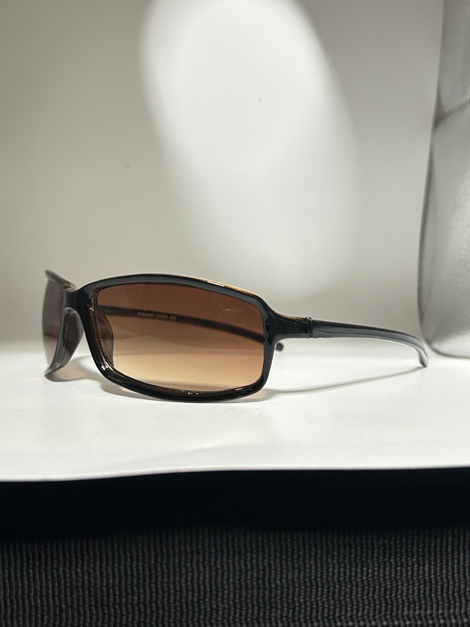 CINDY-Giant Vintage Eyewear