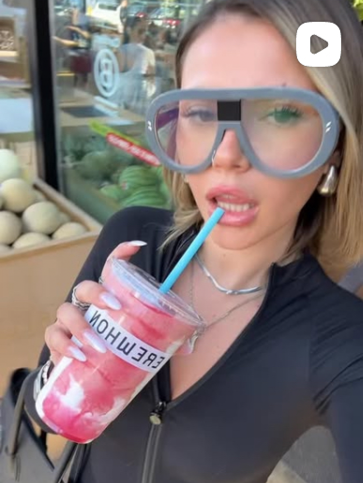 Instagram post showing influencer wearing Giant Vintage sunglasses