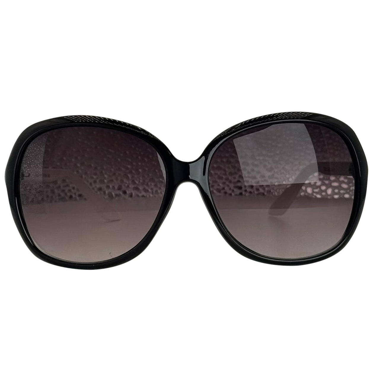 Leo black front