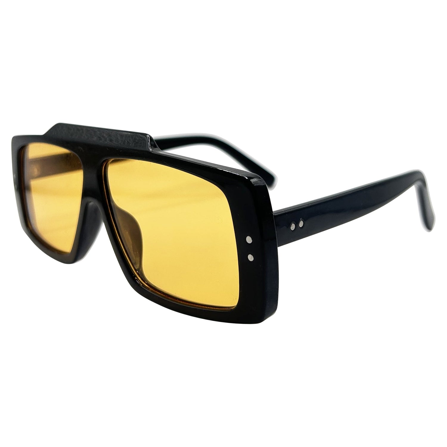 70s sunglasses with a boho chic style 