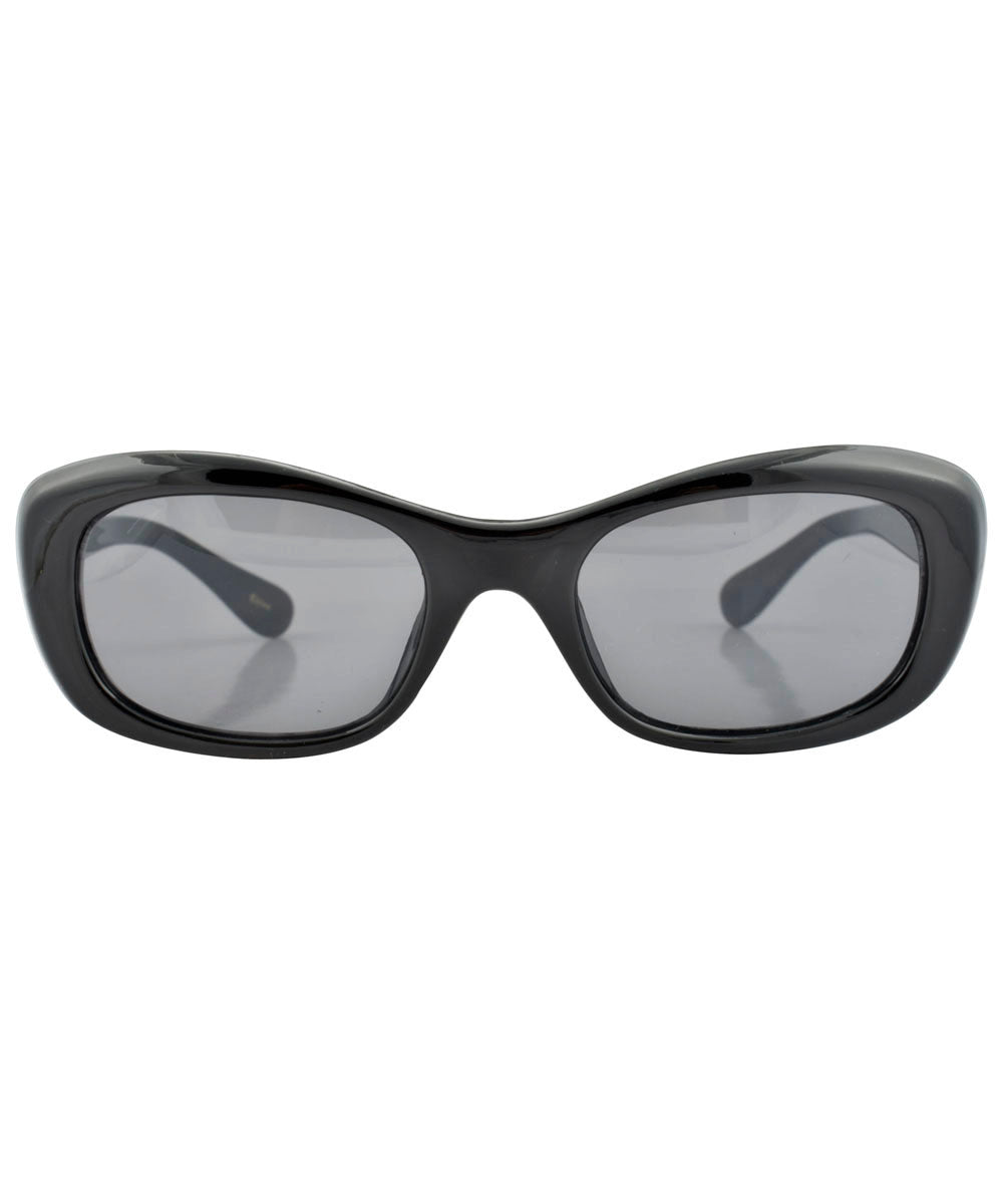 cat-eye sunglasses
