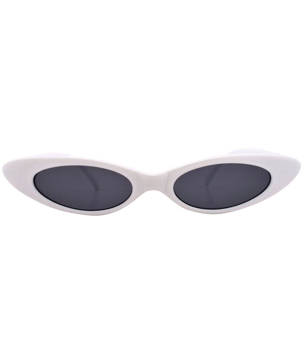 cat-eye sunglasses