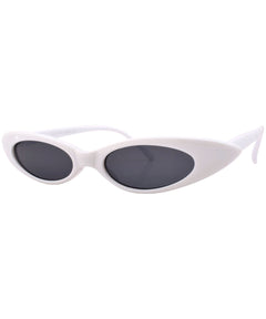 cat-eye sunglasses