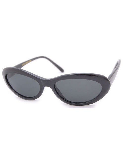 cat-eye sunglasses