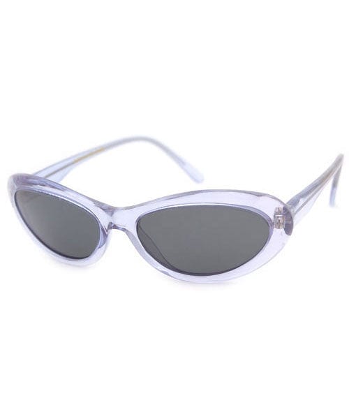 cat-eye sunglasses