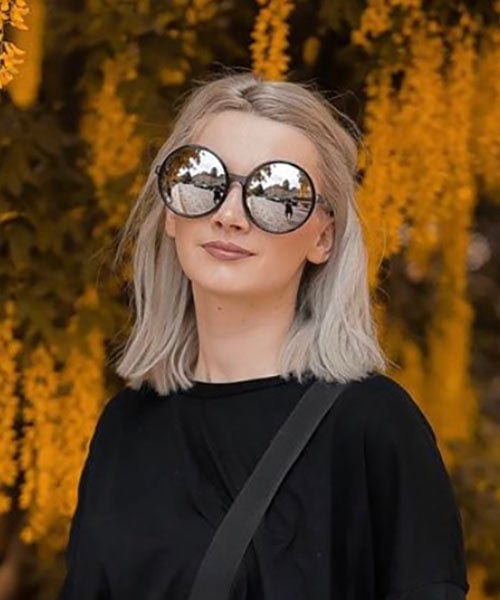 oversized sunglasses