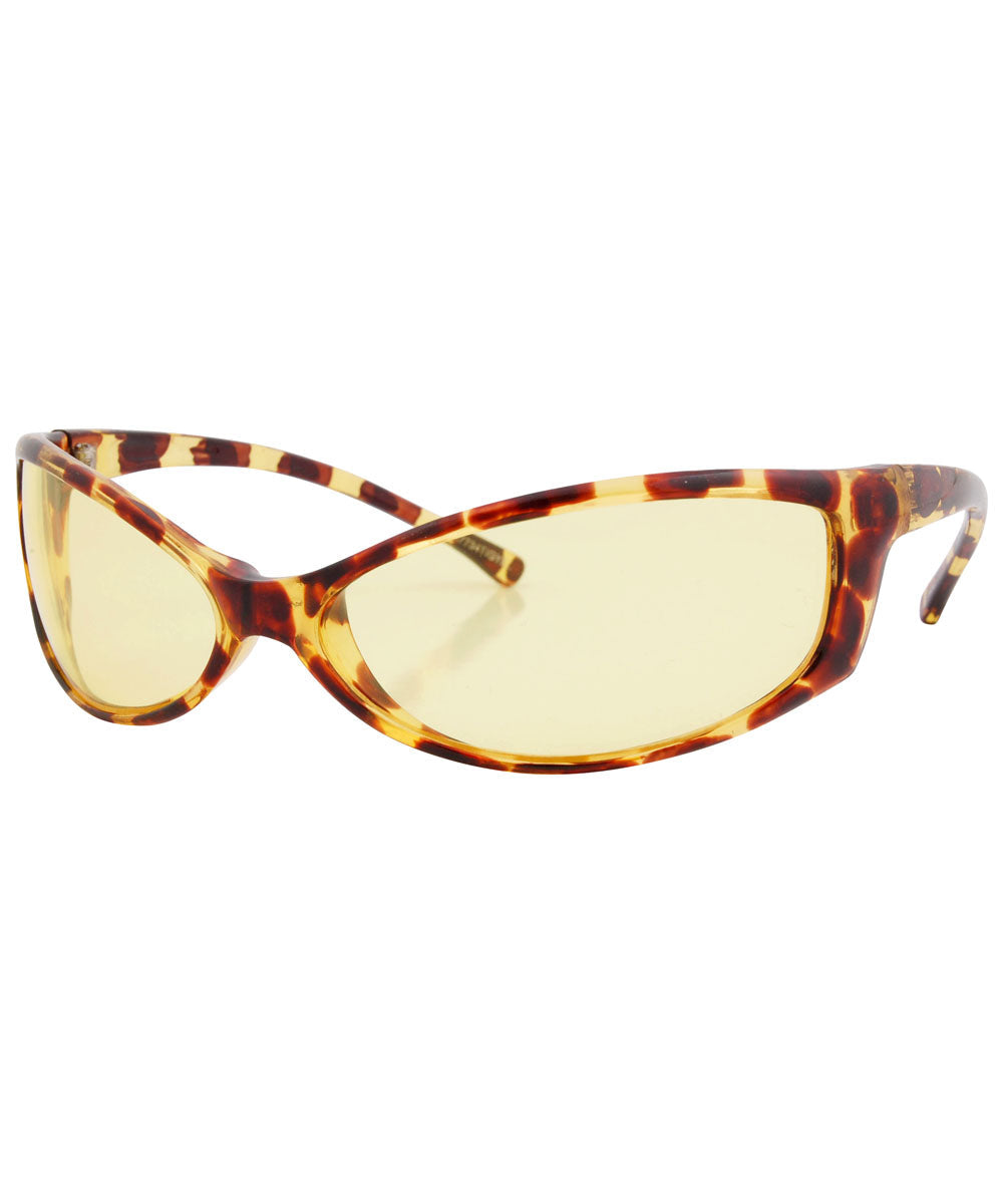 cat-eye sunglasses