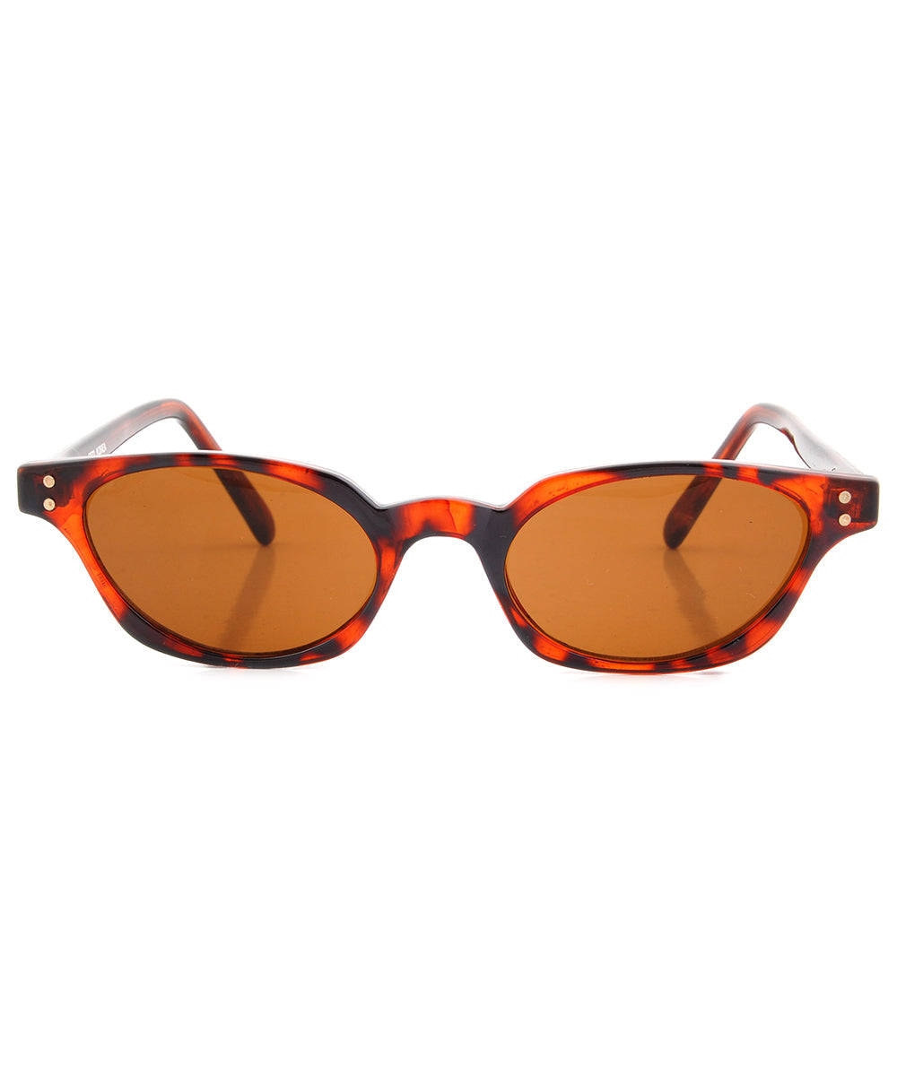 cat-eye sunglasses
