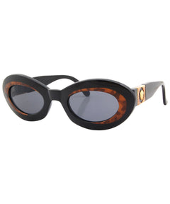 cat-eye sunglasses